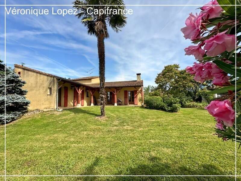 FOULAYRONNES – Maison familiale T4 de 123m² au calme dans un environnement privilégié sur parcelle de 2600m² - photo 22