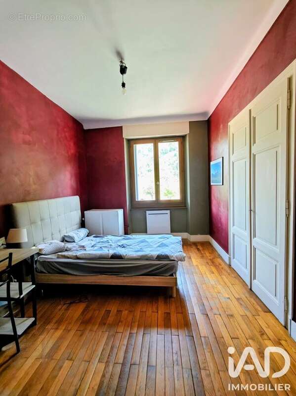 Appartement 63 m² à Cluses  - photo 8