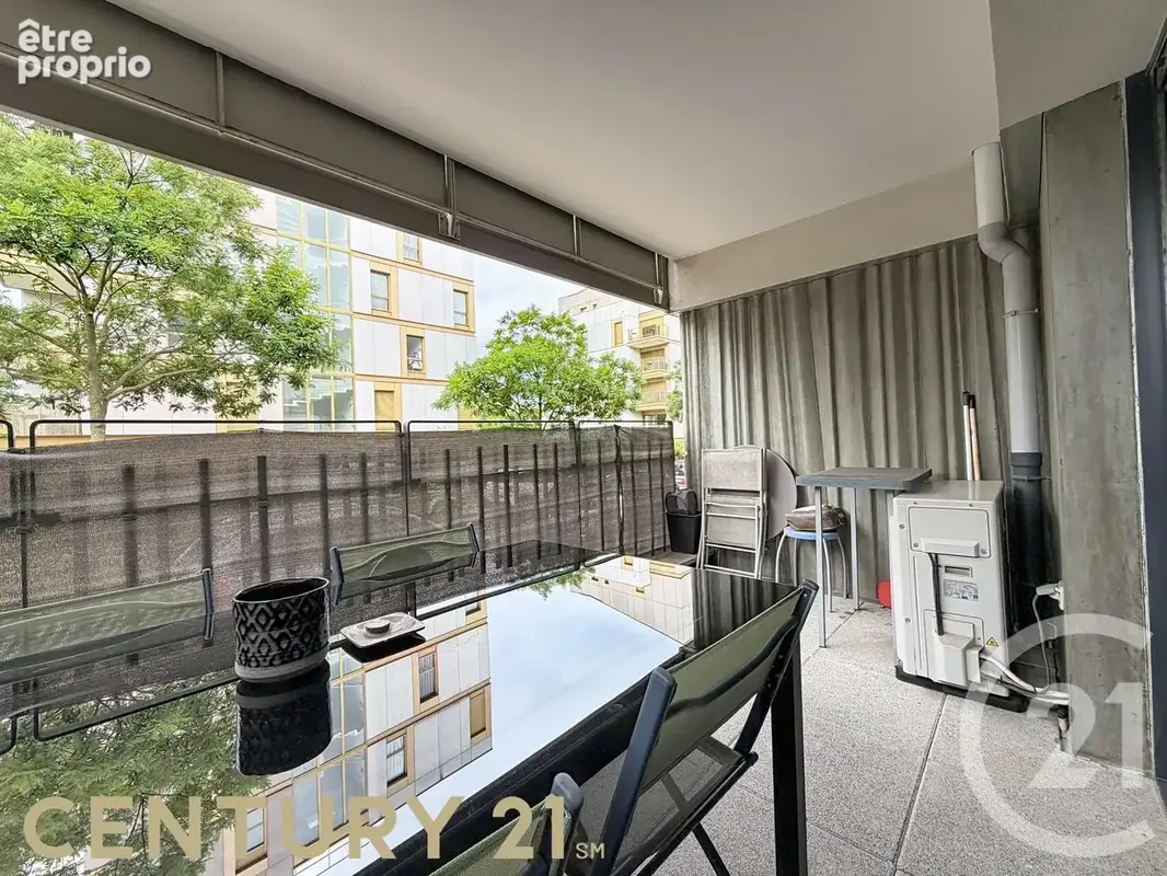 Appartement 2 pièces 43 m² à vendre à Sathonay-Camp (69580) - photo 4