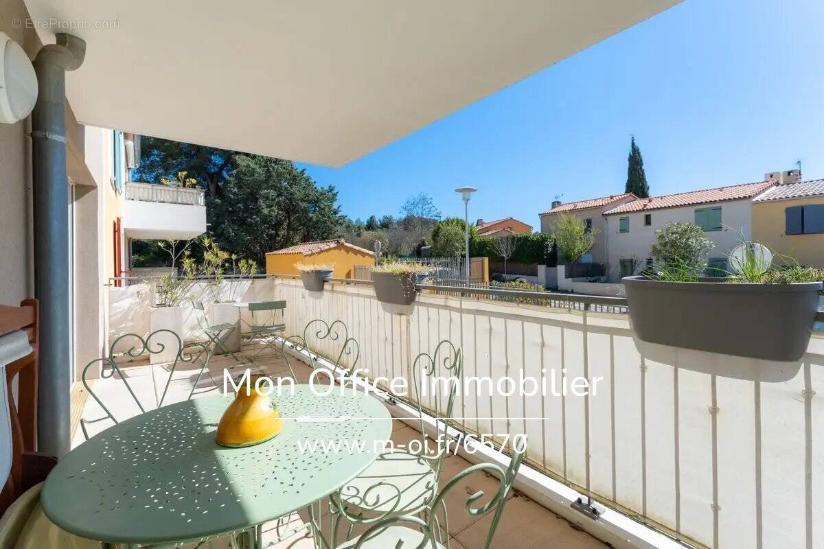 Appartement à VENELLES