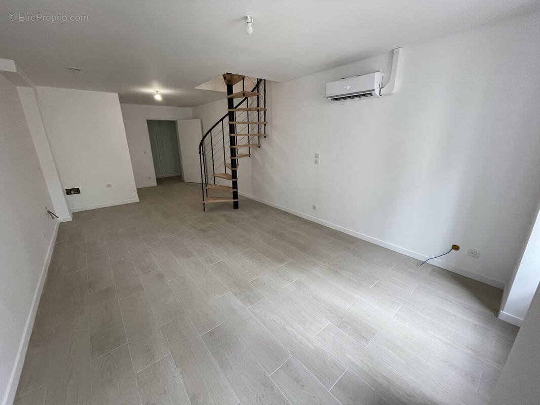 Appartement à VILLENEUVE-SAINT-GEORGES