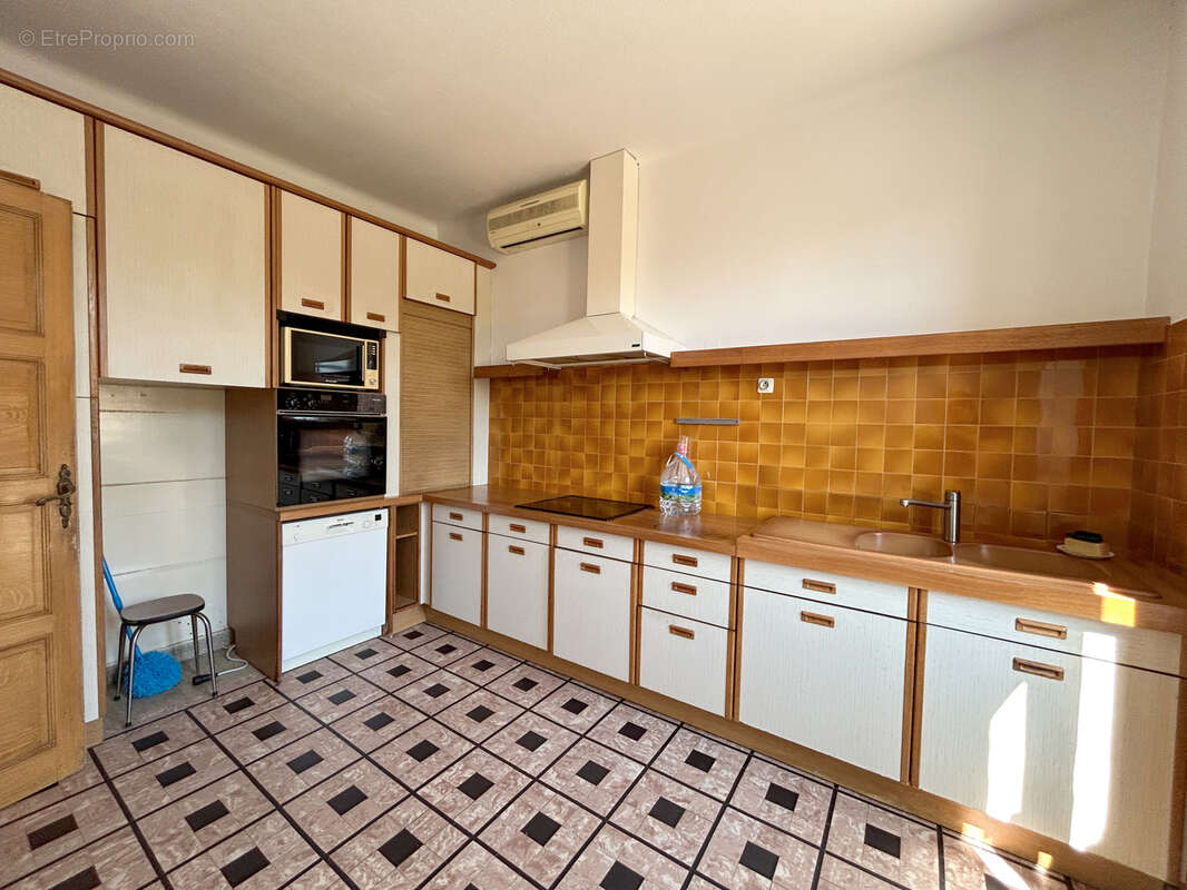Maison des années 50 de 136 m2 - Montluçon - photo 7