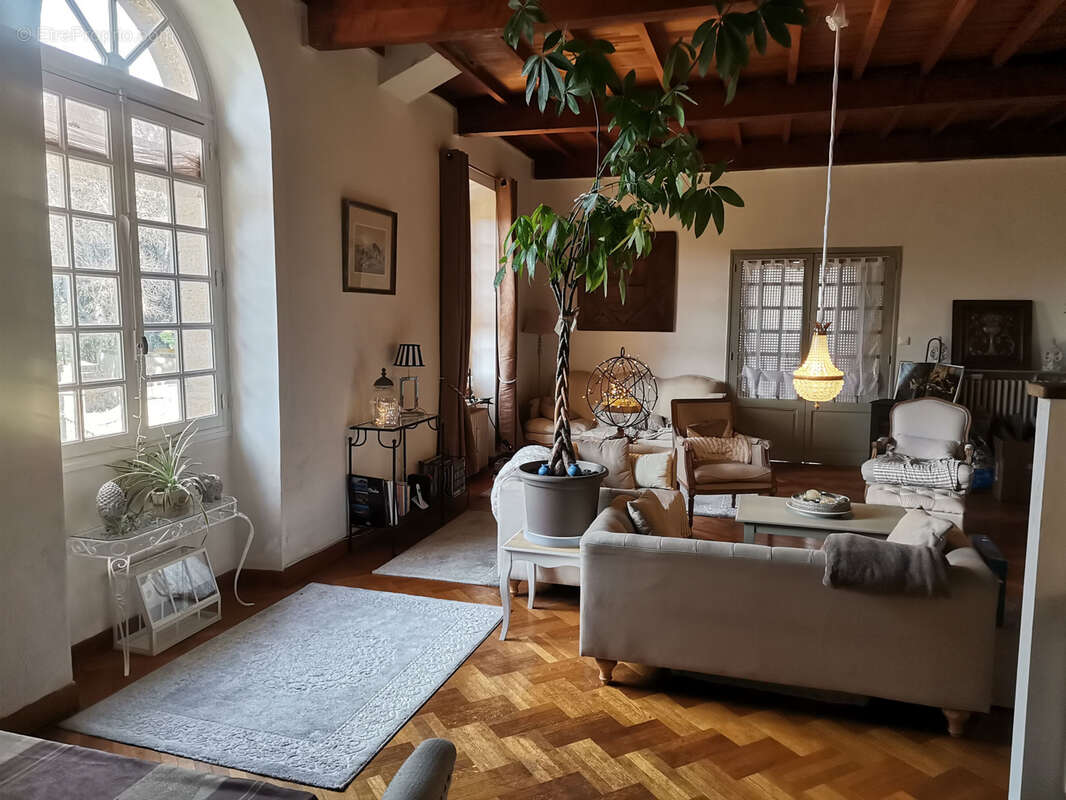 Maison à UZES