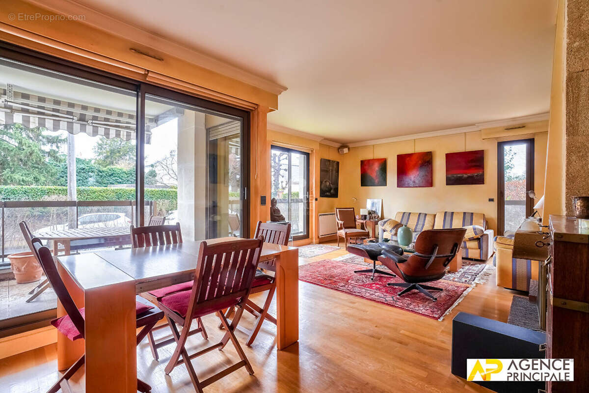 Appartement - Rez de jardin - Petit parc - Terrasse - photo 6