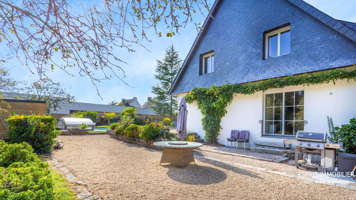 Maison à RIEC-SUR-BELON