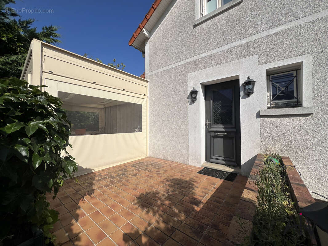 Maison à SAVIGNY-SUR-ORGE