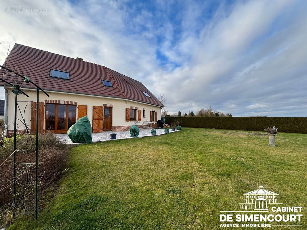 Maison à SAINS-EN-AMIENOIS