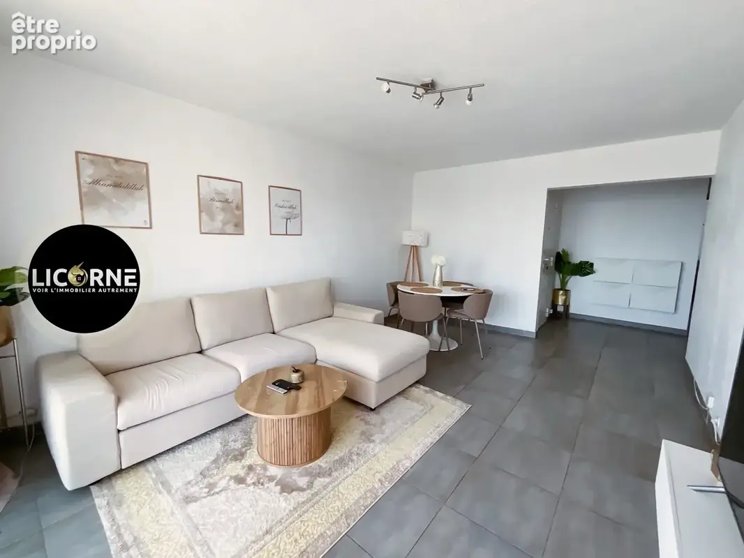 Appartement 74 m² à Vitrolles  - photo 3