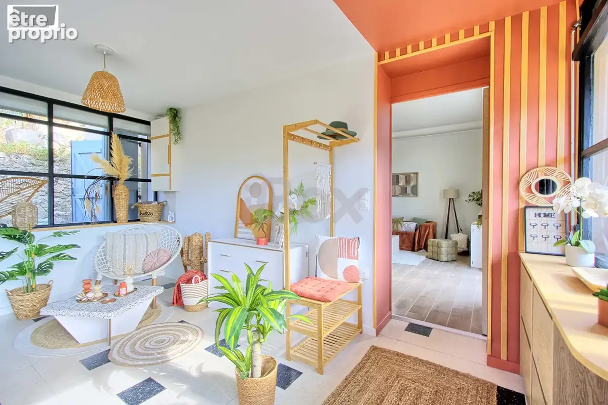 Le Revest les Eaux Villa T4 vue dégagée - photo 8
