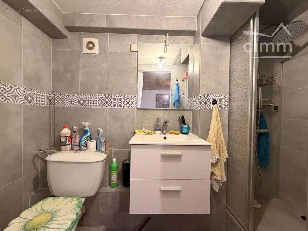 MER – Maison sur sous-sol complet de 130 m² – 4 chambres – Terrain de 970 m² avec vue dégagée sur les champs - photo 13