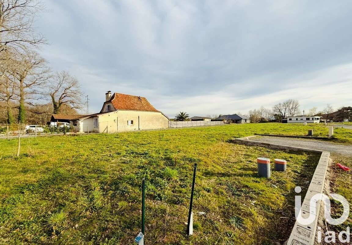 Photo 2 - Terrain à MONT