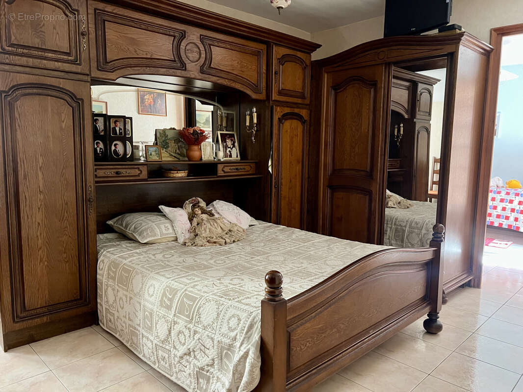 Maison à SALLELES-CABARDES