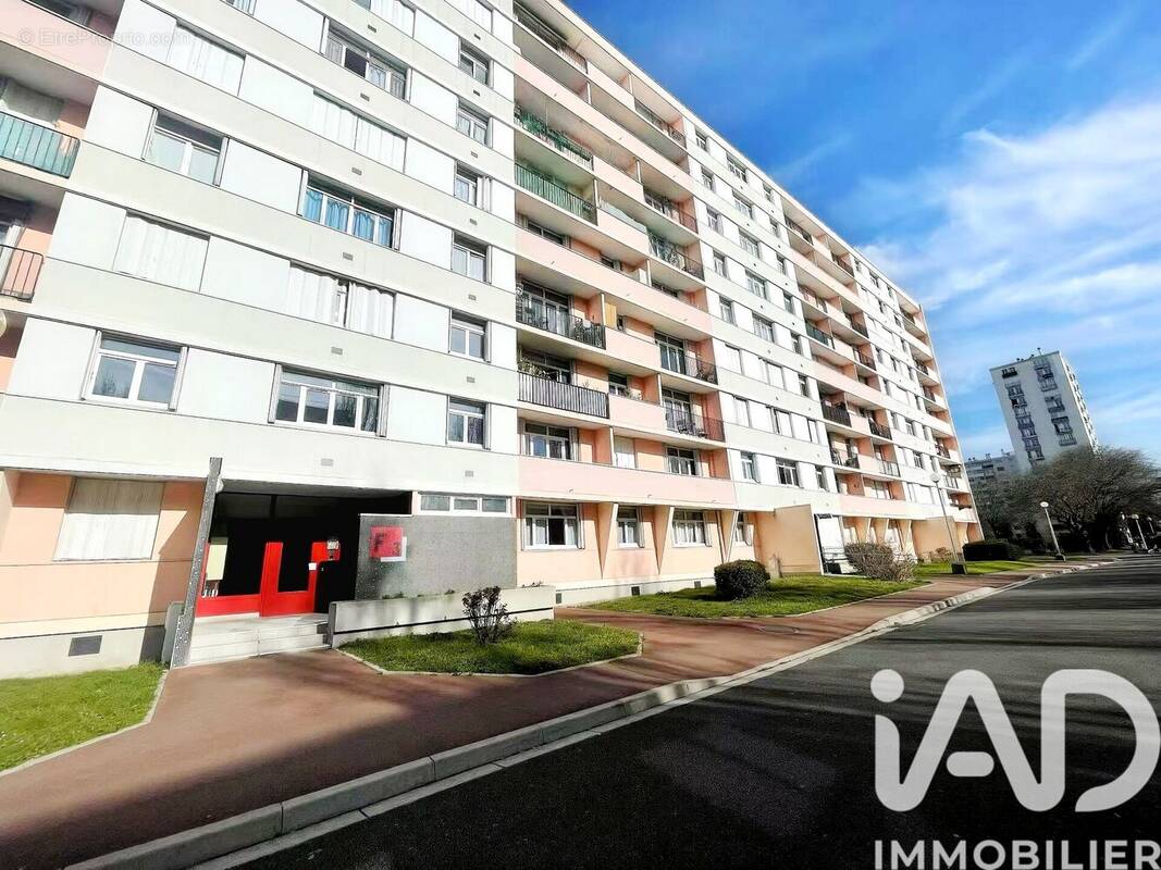 Photo 1 - Appartement à IVRY-SUR-SEINE