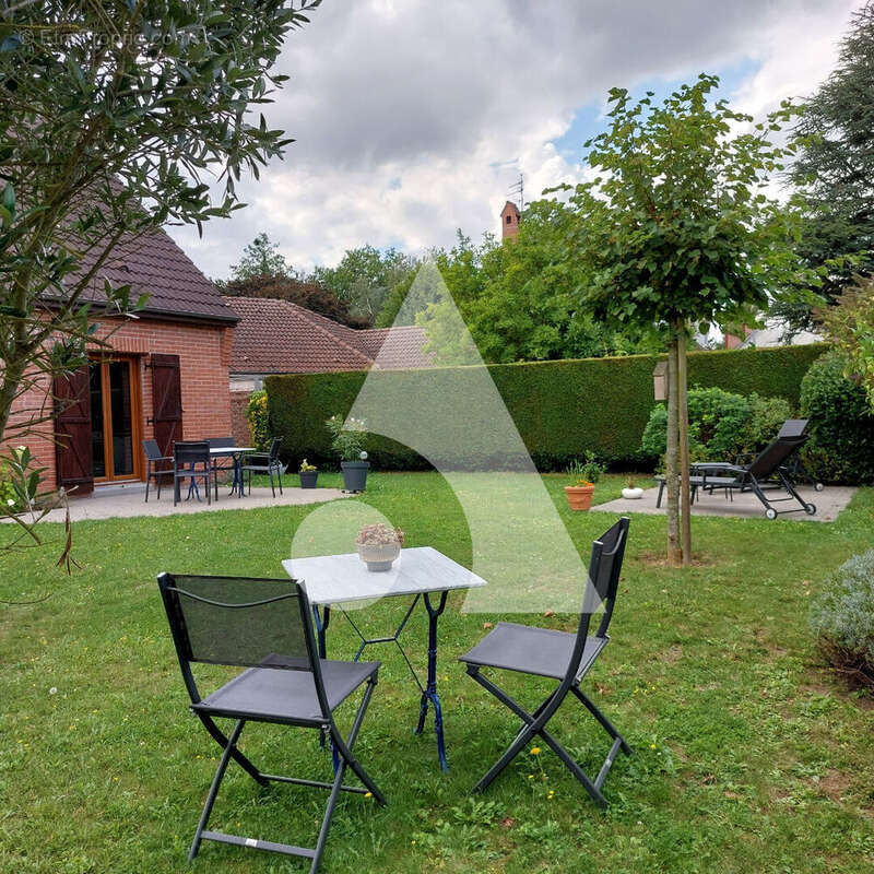 Maison à CAMPHIN-EN-CAREMBAULT