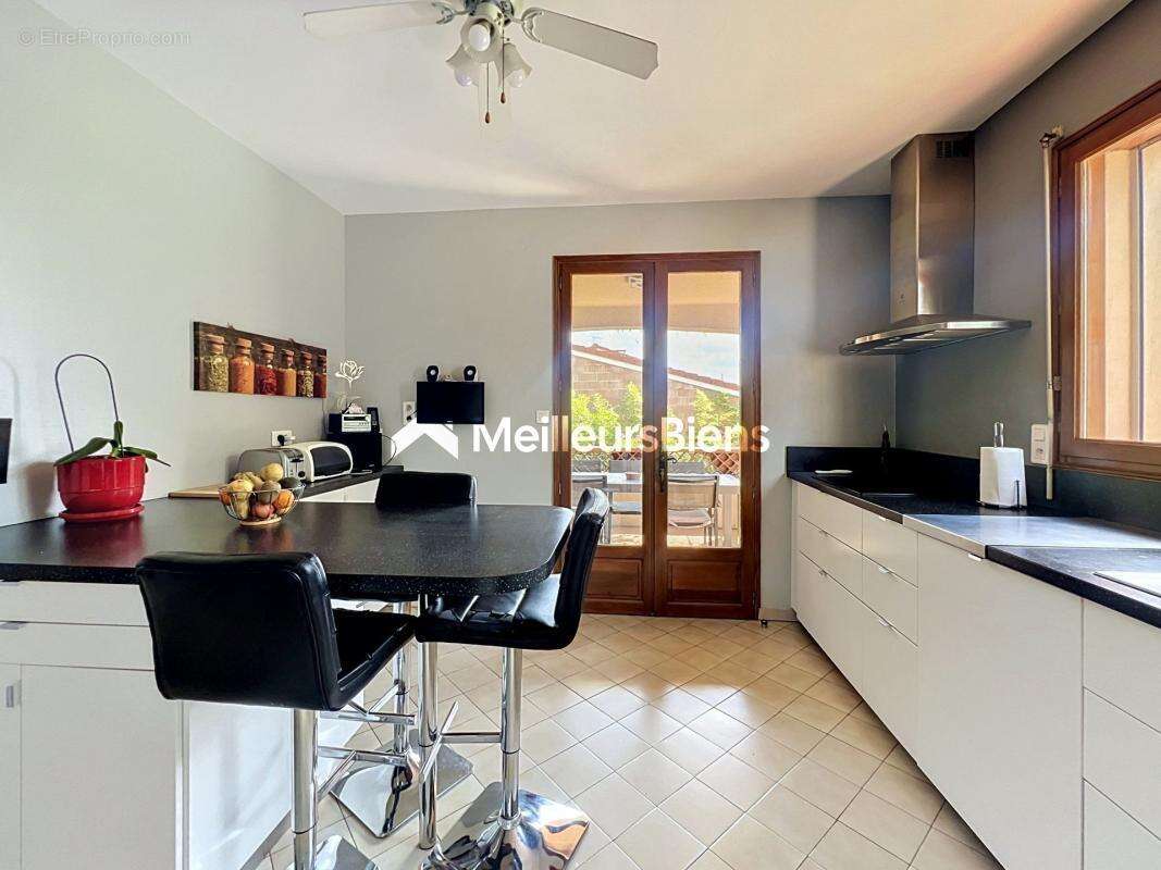 Maison 6 pièces 133m2 avec piscine et garage, Saint-Alban - photo 6