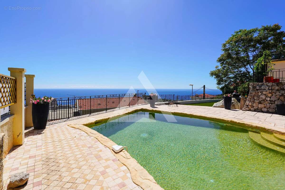 Cap d'ail - maison de ville - frontiere monaco - photo 3