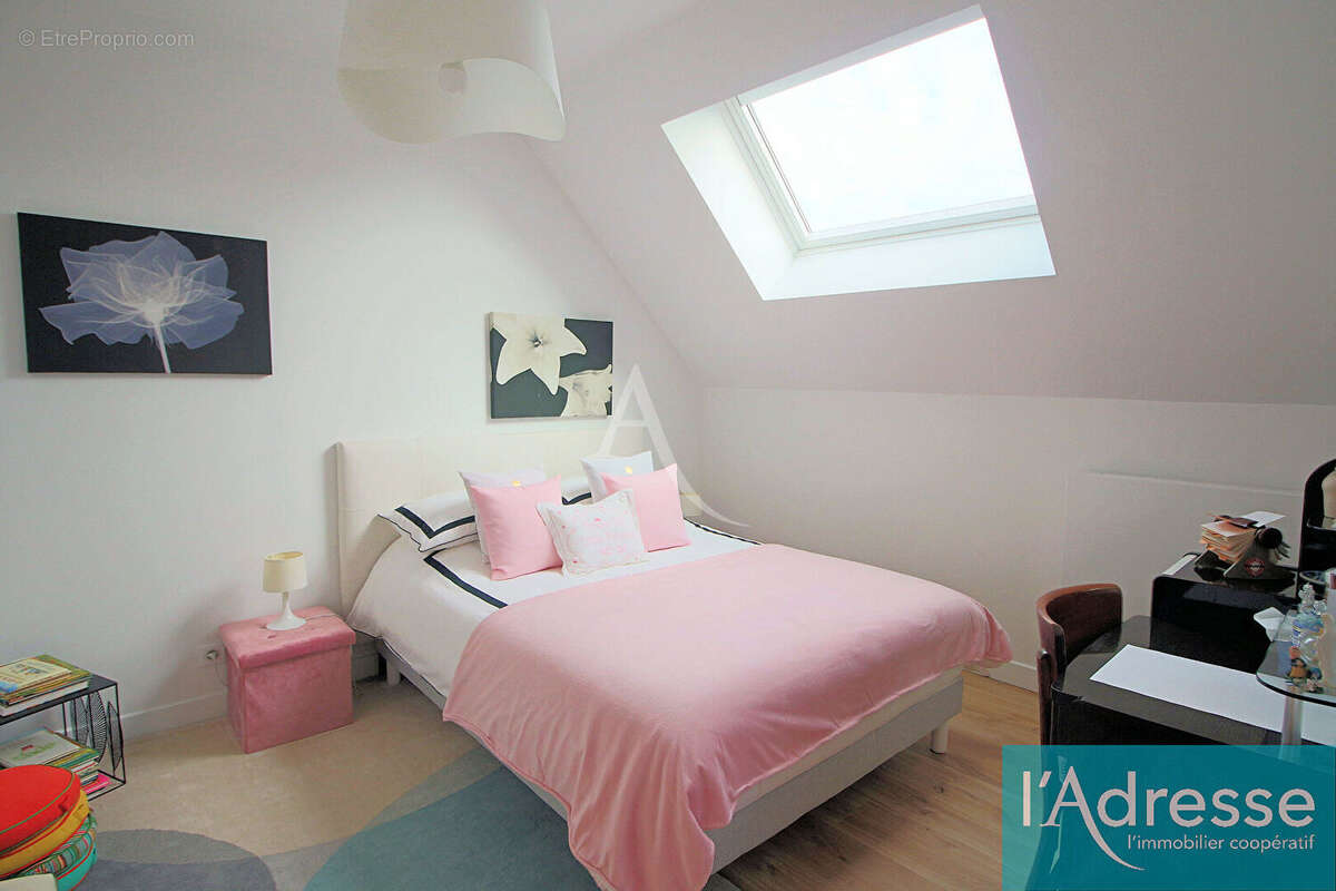 Maison à VIRY-CHATILLON