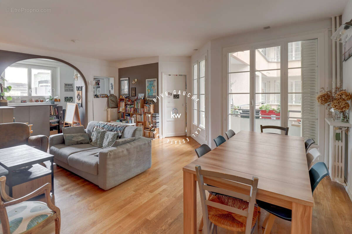 Salon - Appartement à ISSY-LES-MOULINEAUX