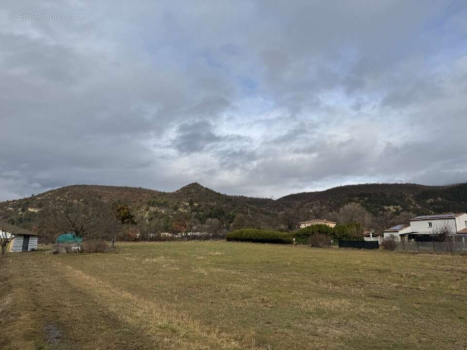 Terrain à DIGNE-LES-BAINS