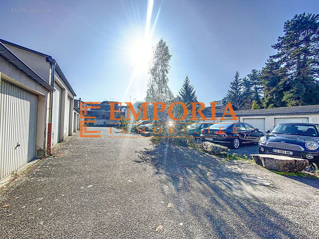 Terrain à SAINT-LOUIS