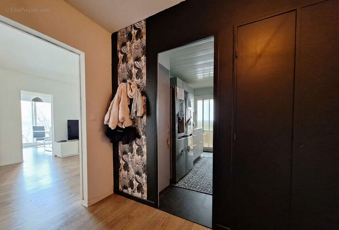 Appartement à LA VALETTE-DU-VAR