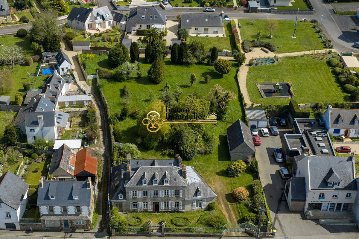 Maison à PLESTIN-LES-GREVES