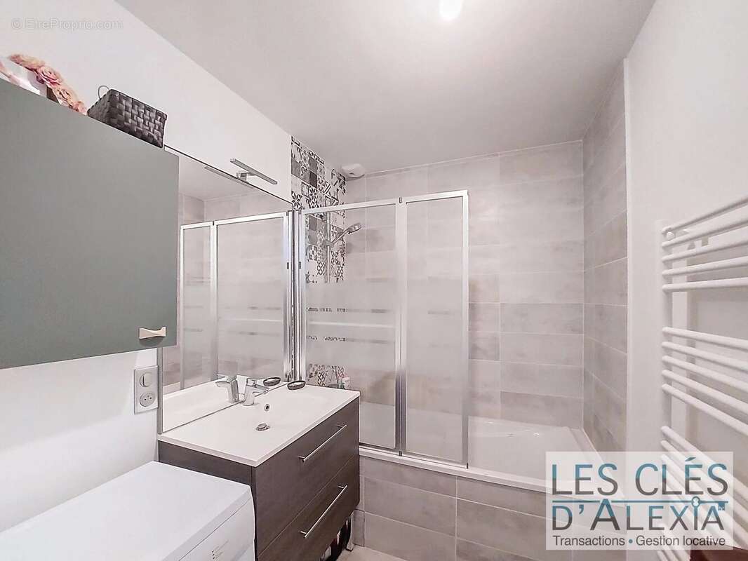 Appartement T2- Jardin- Parking - - photo 4