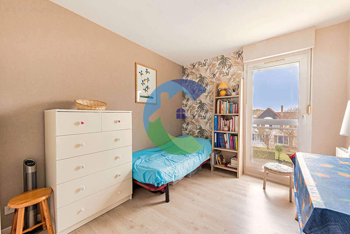 Appartement à EPINAY-SUR-ORGE