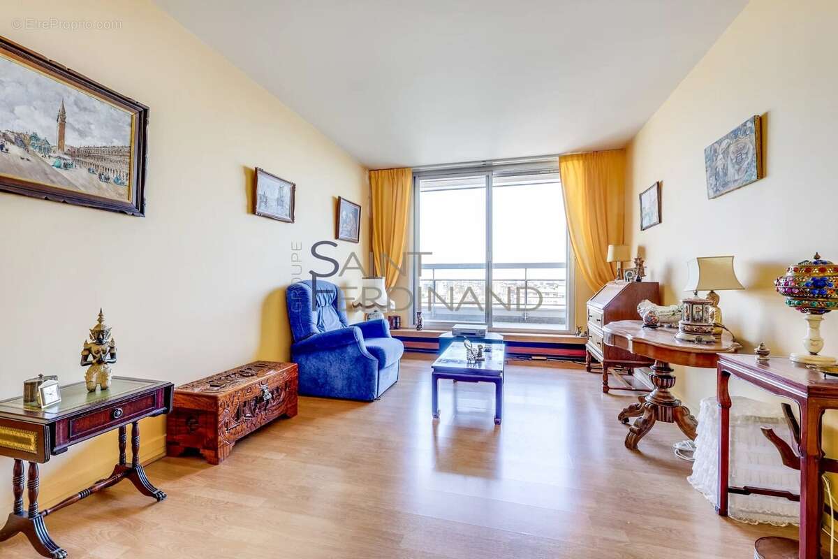 Appartement à PARIS-12E