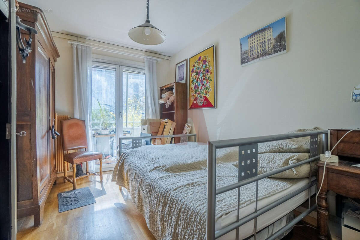 Appartement à BRON