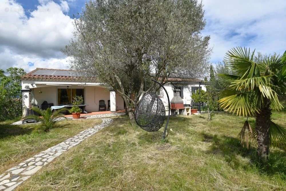 Maison à SAINT-PAUL-EN-FORET