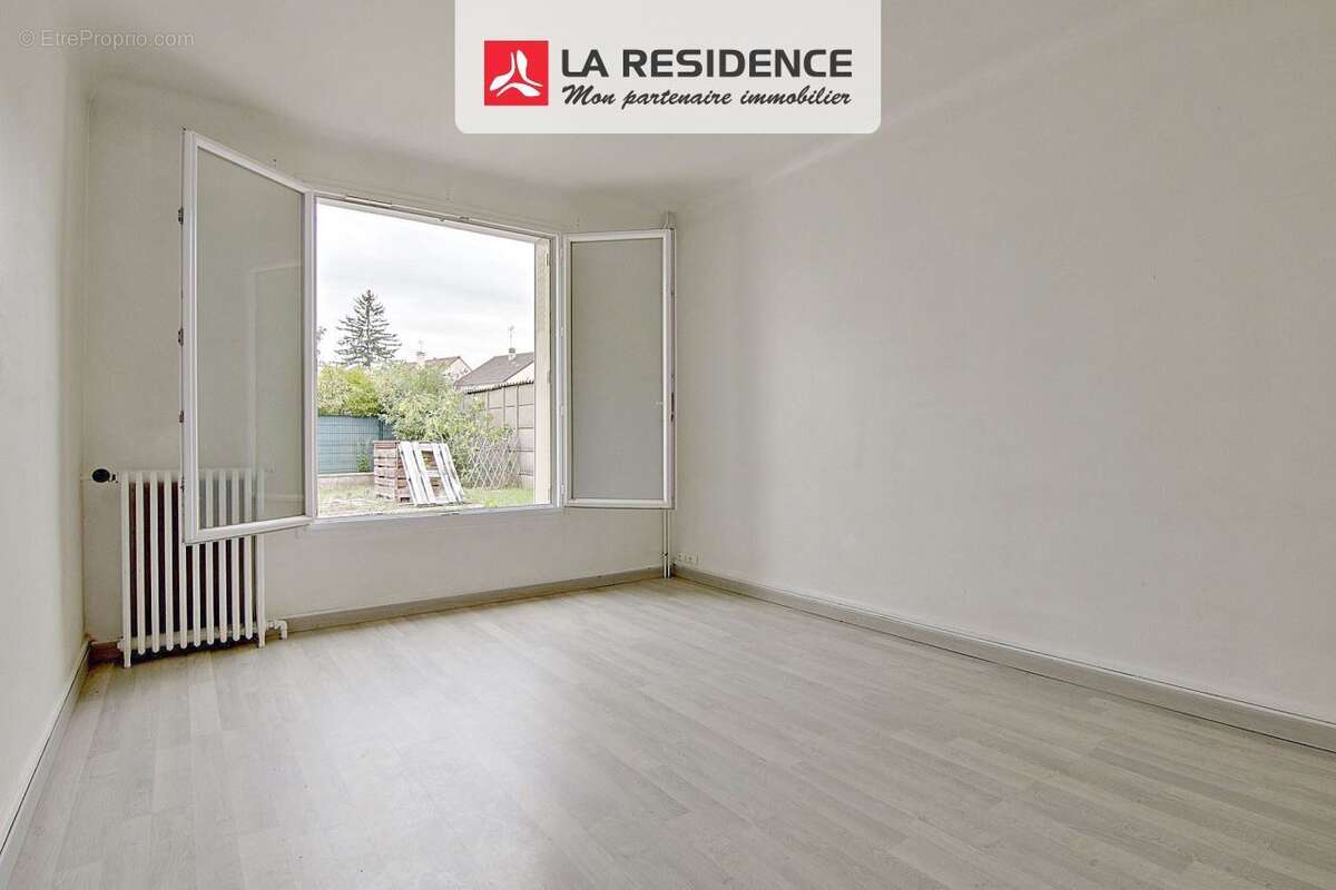 Maison 91 m² à Beauchamp  - photo 8