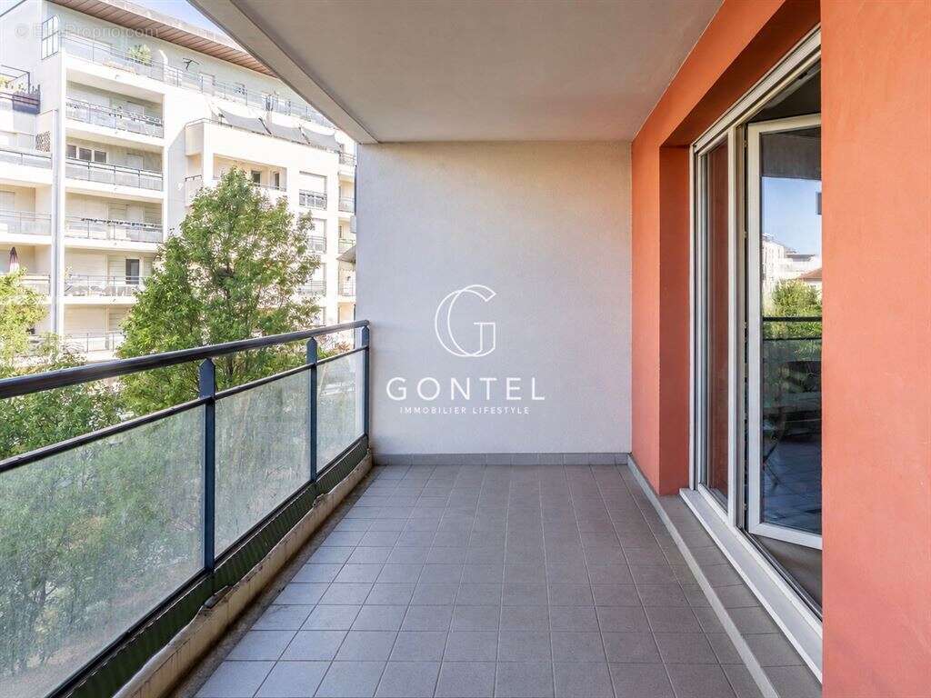 Lyon 9 – vaise  appartement t4 de 89 m² avec loggia de 13,57 m² – garage en sus - photo 3