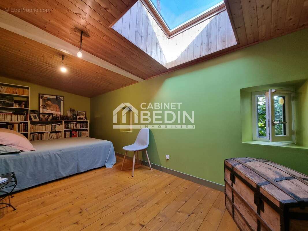 Maison à MONPRIMBLANC