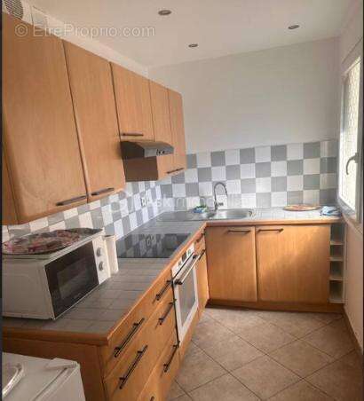 Nouveauté / beau 2 pièces - 48 m² rez-de-chaussée au calme / espace privatif - photo 3