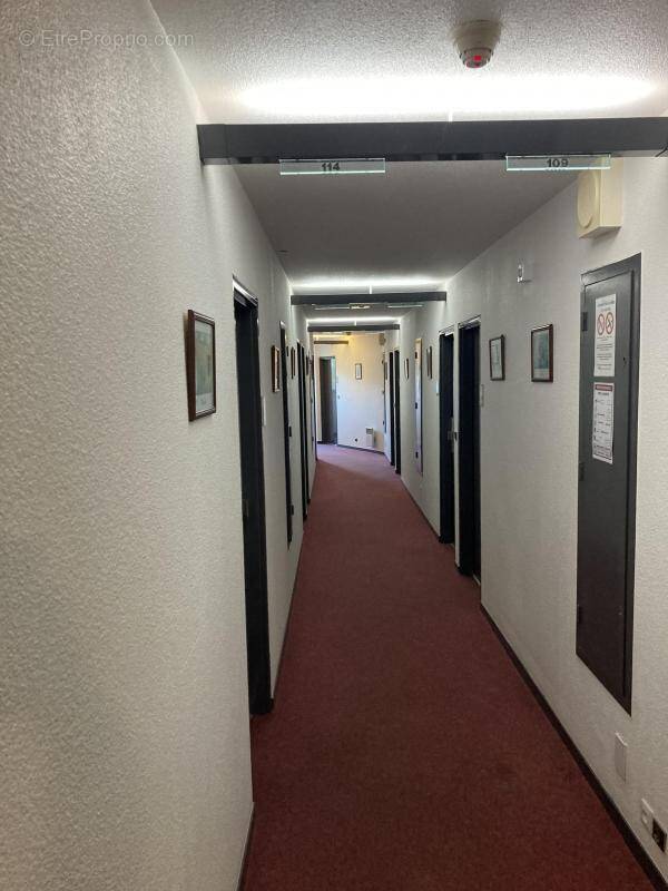 Commerce à CHANTILLY