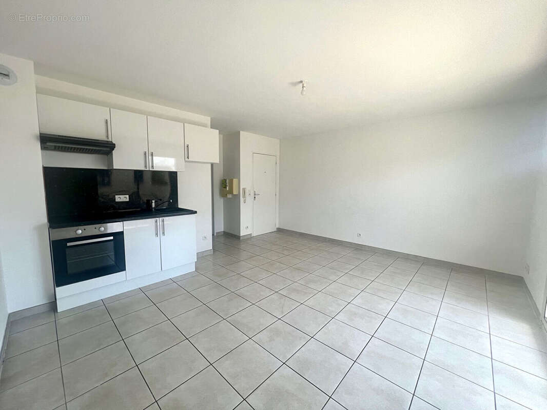 Appartement à SARTROUVILLE