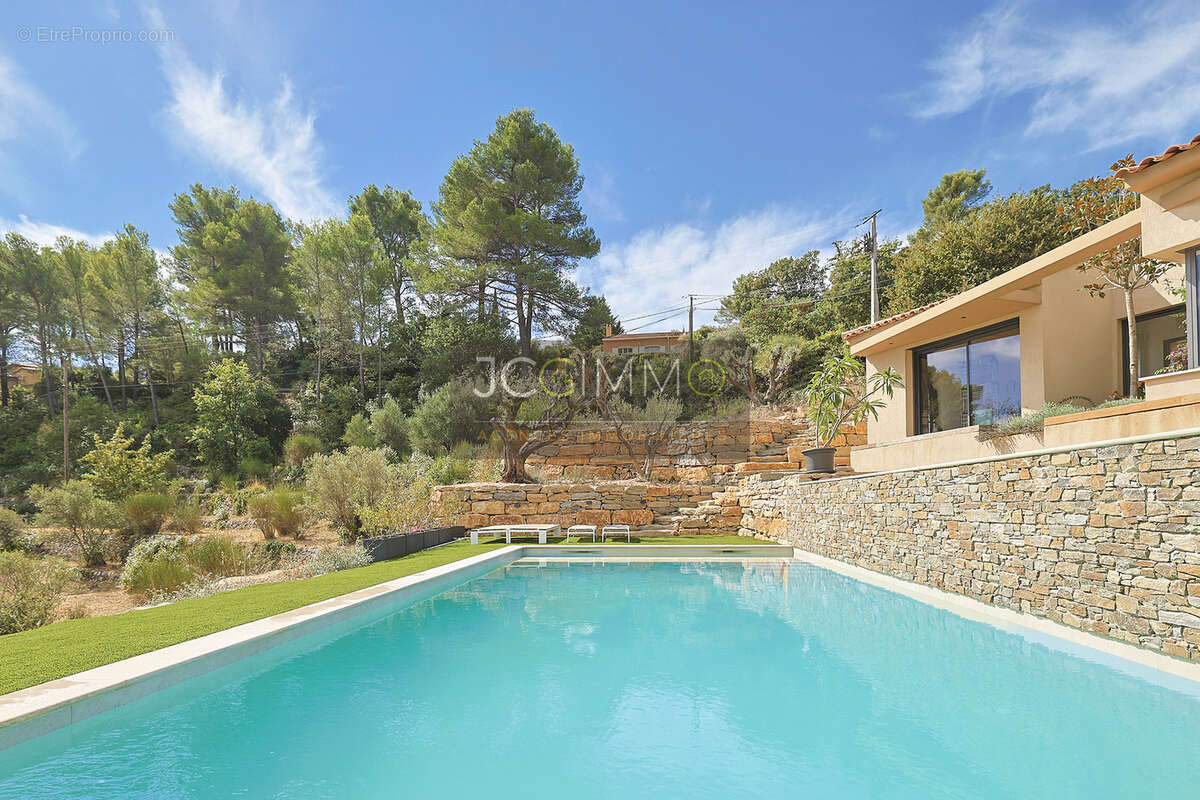 Villa construite en 2023 avec vue mer - photo 13