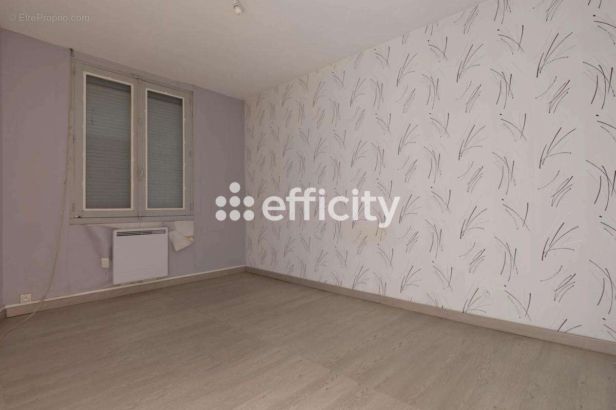 Maison 145 m² à La Bruffiere  - photo 9