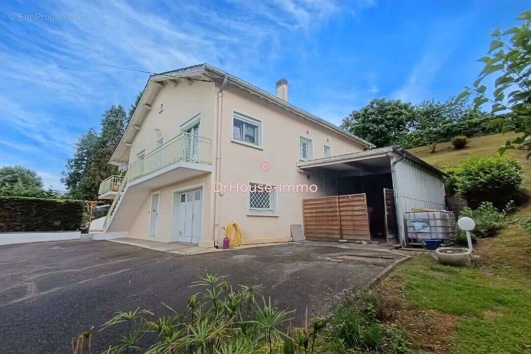 Maison à GURMENCON