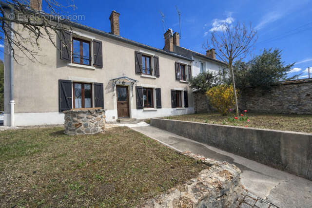 Maison à MARCOUSSIS