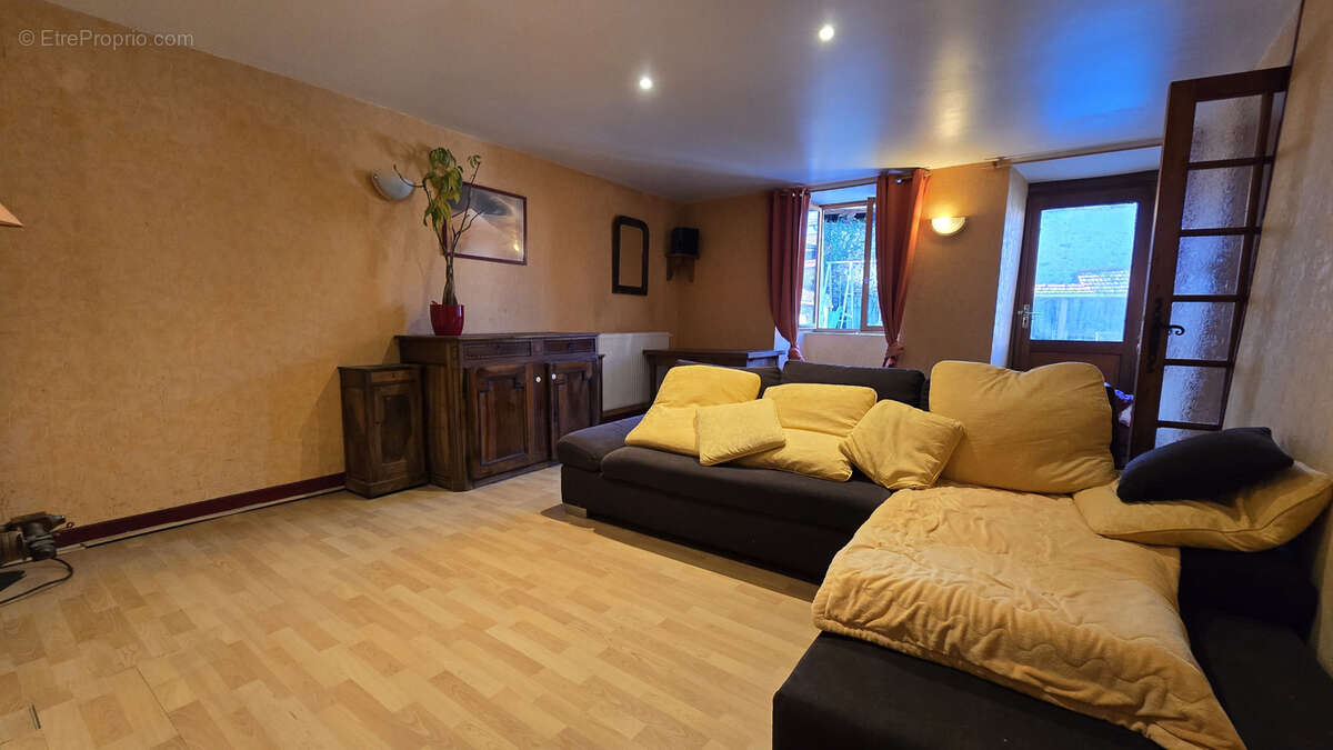 Maison à SAINT-MAXIMIN