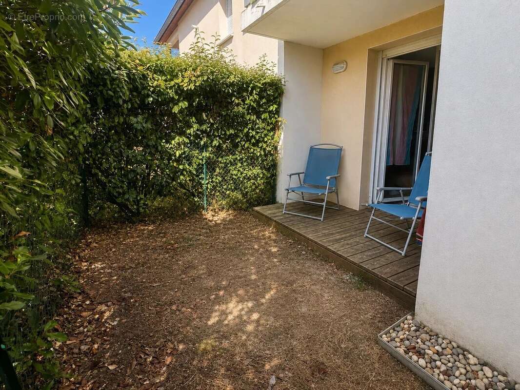Appartement studio avec jardin et parking - photo 4