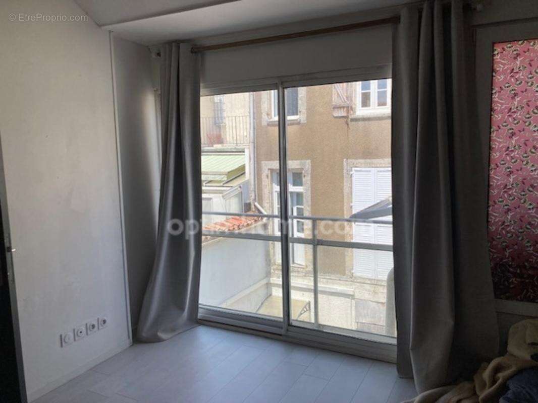 Appartement à vendre 3 pièces ROCHEFORT (17) - photo 5