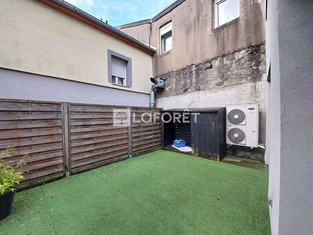 Maison à AUDUN-LE-TICHE