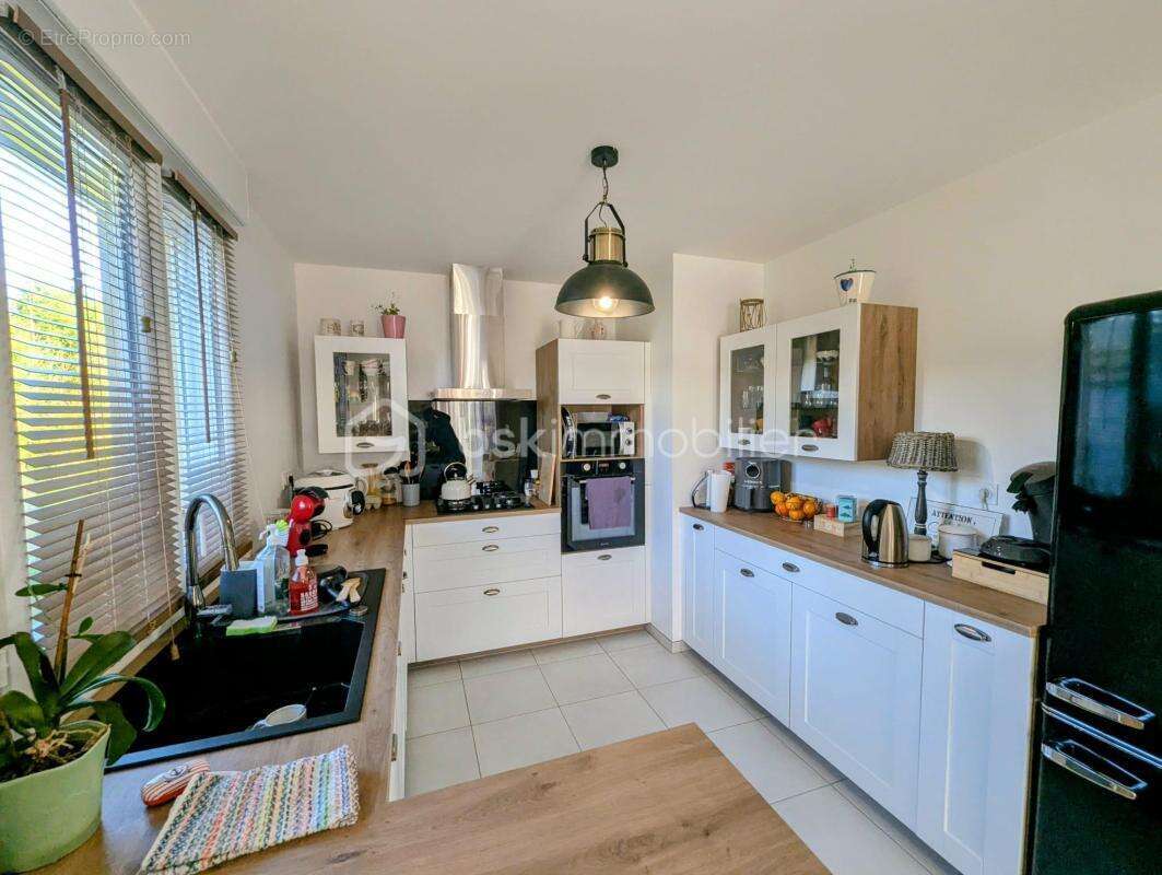 Maison à ROZ-SUR-COUESNON