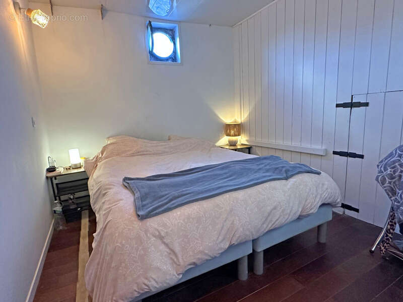 Autre à VERNEUIL-SUR-SEINE