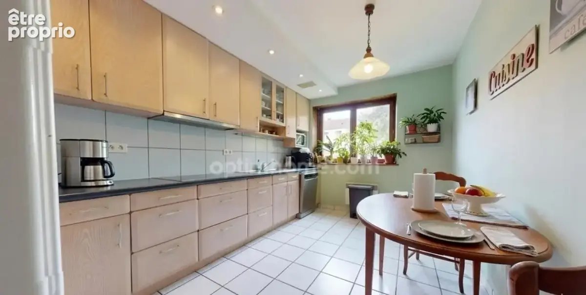 Bertrange - maison de 155 m² avec 4 chambres, garage et jardin ! fort potentiel ! - photo 7