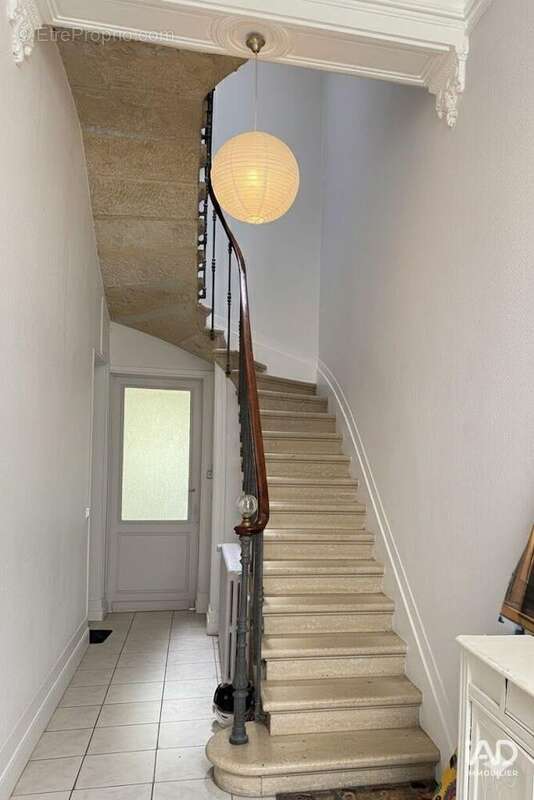 Photo 3 - Commerce à BORDEAUX