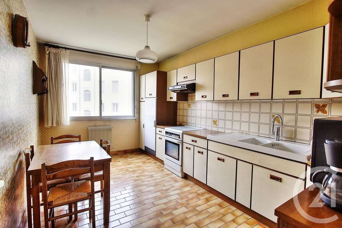 Appartement à LYON-7E